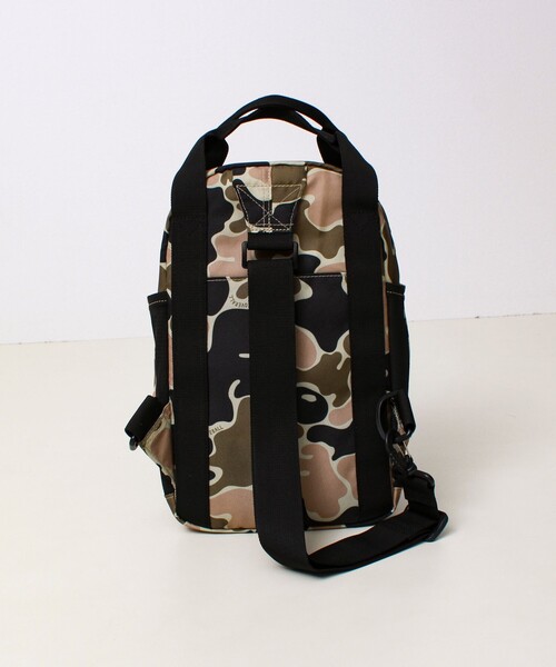 UNIVERSAL OVERALL（ユニバーサルオーバーオール）の「【UNIVERSAL OVERALL】Duffle body bag（ボディバッグ/ウエストポーチ・メンズ・ブラック/カモフラージュ・FREE）」の6枚目の写真