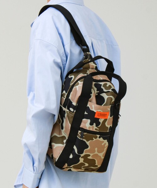 UNIVERSAL OVERALL(ユニバーサルオーバーオール)の「【UNIVERSAL OVERALL】Duffle body bag(ボディバッグ/ウエストポーチ・メンズ・ブラック/カモフラージュ・FREE)」の14枚目の写真