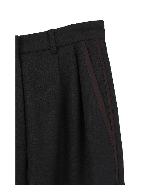CLANE(クラネ)の「HERRINGBONE LINE PANTS(その他パンツ・レディース・ブラック・1/2/0)」の7枚目の写真