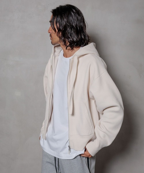 HEREIAM（ヘレイアム）の「【HEREIAM】ユニセックス/ムースモールパーカー（パーカー・メンズ・ライトピンク/アイボリー/チャコール・MEDIUM/LARGE）」の5枚目の写真