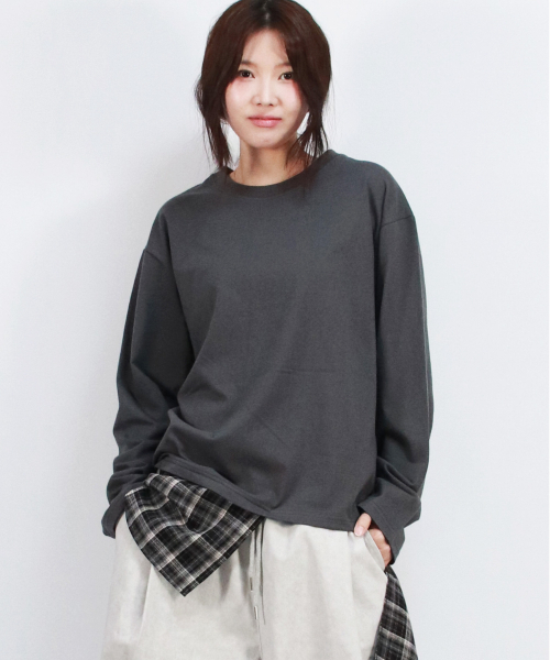 DEMARC(ドゥマーク)の「Layered Checkered Wrap Long Sleeve T-shirt Charcoal(Tシャツ/カットソー・レディース・チャコール・FREE)」の2枚目の写真