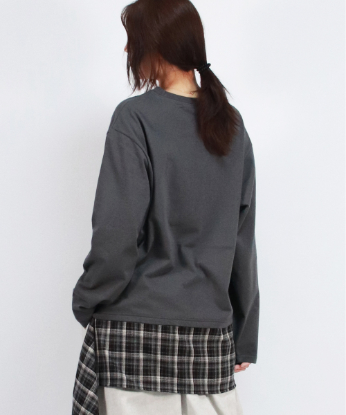 DEMARC(ドゥマーク)の「Layered Checkered Wrap Long Sleeve T-shirt Charcoal(Tシャツ/カットソー・レディース・チャコール・FREE)」の4枚目の写真