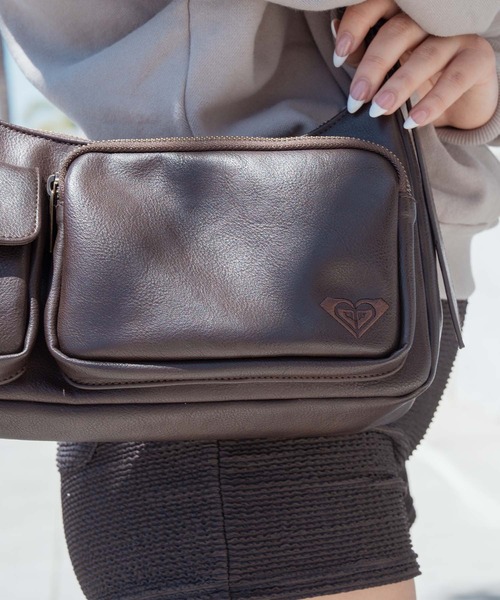 ROXY(ロキシー)の「ROXY/ロキシー ショルダーバッグ "ROXY x NANAHA BAG" RBG264609T(ショルダーバッグ・レディース・ブラック/ブラウン・FREE)」の7枚目の写真