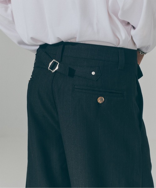 MAISON CLUB(メゾンクラブ)の「【MAISON CLUB】Long Flap Pocket Wide Slacks / ロングフラップポケット ワイドスラックス SNF(スラックス・メンズ・ブラック・M/L)」の8枚目の写真