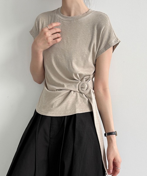 Girly Doll(ガーリードール)の「フレンチスリーブサイドバックルTシャツ(Tシャツ/カットソー・レディース・グレー/ホワイト/ブラック/モカ・M/L)」の17枚目の写真