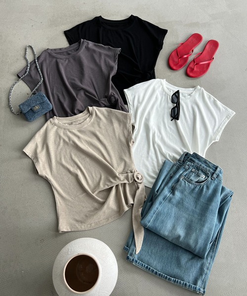 Girly Doll(ガーリードール)の「フレンチスリーブサイドバックルTシャツ(Tシャツ/カットソー・レディース・グレー/ホワイト/ブラック/モカ・M/L)」の21枚目の写真