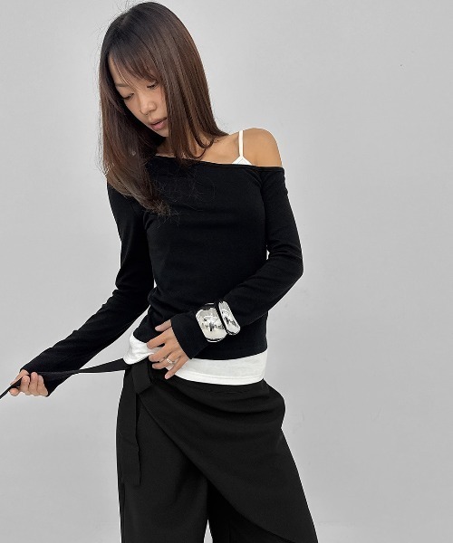 BLACKUP（ブラックアップ）の「[MADE] ルネリーワンショルダー長袖Tシャツ（Tシャツ/カットソー・レディース・パープル/ブラック/グリーン・FREE）」の15枚目の写真