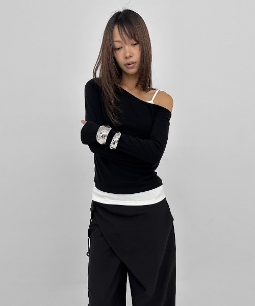 BLACKUP（ブラックアップ）の「[MADE] ルネリーワンショルダー長袖Tシャツ（Tシャツ/カットソー・レディース・パープル/ブラック/グリーン・FREE）」の16枚目の写真