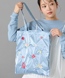 Casselini(キャセリーニ)刺繍ナイロントート
