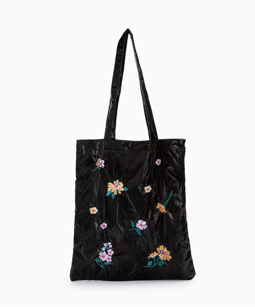 Casselini(キャセリーニ)の「Casselini(キャセリーニ)刺繍ナイロントート(トートバッグ・レディース・ブルー/シルバー/ブラック・FREE)」の8枚目の写真