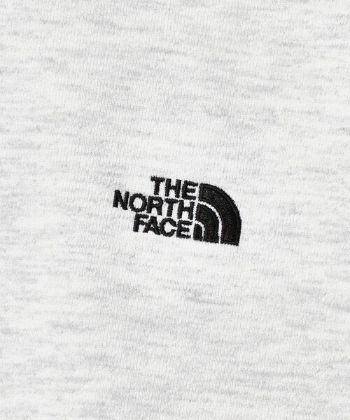 THE NORTH FACE（ザノースフェイス）の「【WEB限定】＜THE NORTH FACE＞スモール ロゴ ヘザー スウェット クルー（スウェット・メンズ・ライトグレー/ブラック・M/L/S/XL）」の8枚目の写真