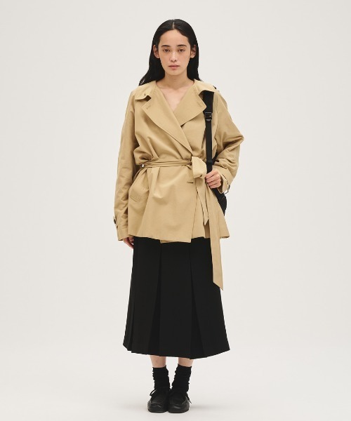 TODAYFUL(トゥデイフル)の「Spring Short Trench(テーラードジャケット・レディース・ベージュ/キナリ・36inch/38inch)」の1枚目の写真