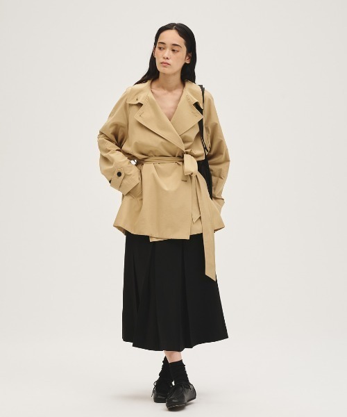 TODAYFUL(トゥデイフル)の「Spring Short Trench(テーラードジャケット・レディース・ベージュ/キナリ・36inch/38inch)」の5枚目の写真