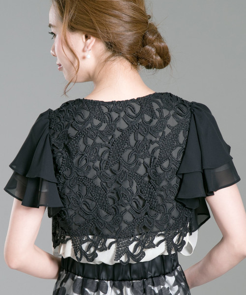 PourVous（プールヴー）の「ファンシーレースボレロ結婚式対応オケージョン（ノーカラージャケット・レディース・アイボリー/ブラック・M）」の11枚目の写真
