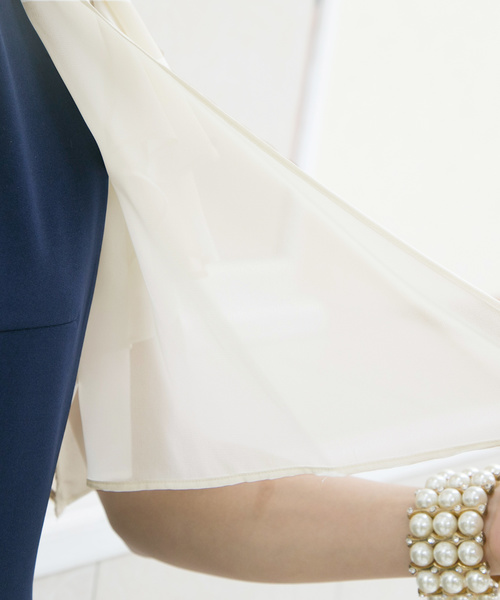 PourVous（プールヴー）の「ファンシーレースボレロ結婚式対応オケージョン（ノーカラージャケット・レディース・アイボリー/ブラック・M）」の8枚目の写真