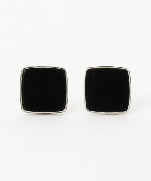 MOUSSY（マウジー）の「VELOR EARRING（イヤリング・レディース・グリーン/ボルドー/ブラック・FREE）」の2枚目の写真