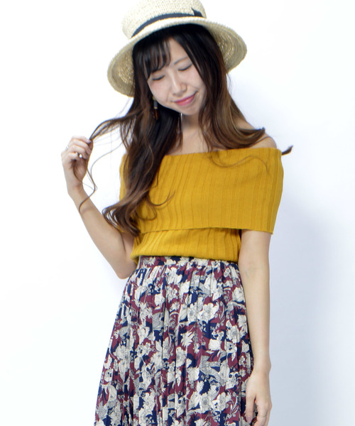 archives（アルシーヴ）の「ランダムリブオフショルニット（ニット/セーター・レディース・マスタード/レッド/ブラック・MEDIUM）」の3枚目の写真