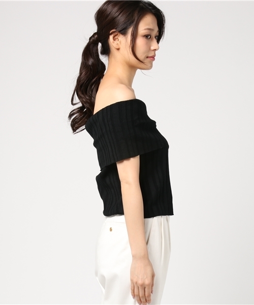 archives（アルシーヴ）の「ランダムリブオフショルニット（ニット/セーター・レディース・マスタード/レッド/ブラック・MEDIUM）」の7枚目の写真