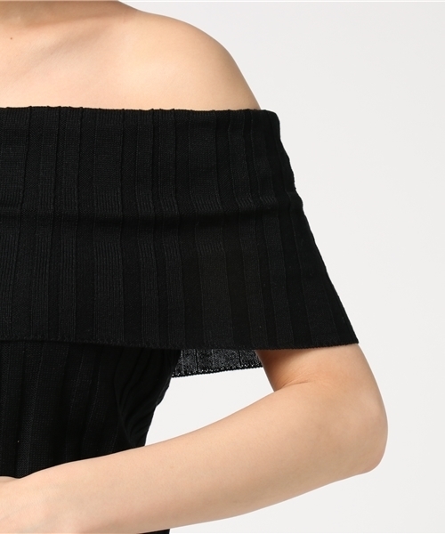 archives（アルシーヴ）の「ランダムリブオフショルニット（ニット/セーター・レディース・マスタード/レッド/ブラック・MEDIUM）」の4枚目の写真