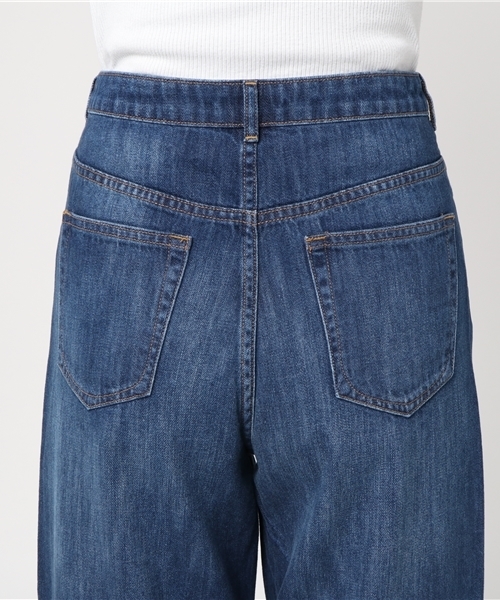 earth music&ecology（アースミュージックアンドエコロジー）の「USA COTTONデニムパンツ(ワイド)（デニムパンツ・レディース・ライトインディゴブルー/インディゴブルー・M/S/L）」の7枚目の写真