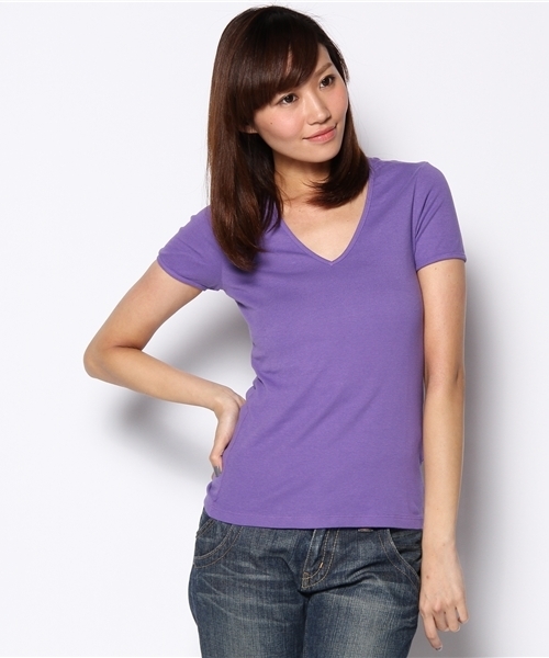 three dots（スリードッツ）の「amy アミー / VネックT（Tシャツ/カットソー・レディース・サーモンピンク/イエロー/ブルー/ブルー系その他/ダークブルー/杢グレー/ライラック/ダークグレー/オートミール/スカイブルー/ライトグレー/ホワイト/アッシュブラウン/ブラック/レッド/ネイビー/オフホワイト・SMALL/MEDIUM/LARGE）」の14枚目の写真
