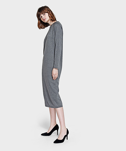 CHARLES & KEITH(チャールズ & キース)の「テクスチャードポインテッドパンプス / TEXTURED POINTED PUMPS(パンプス・レディース・ブラック/レッド・22.5cm/23.5cm/23cm/24.5cm/25cm)」の7枚目の写真
