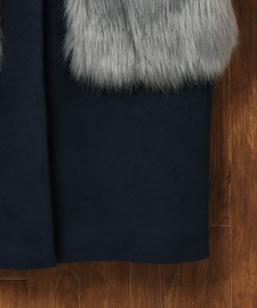 LBC（エルビーシー）の「ポケットファーロングコート（チェスターコート・レディース・ネイビー/ライトグレー・LARGE/MEDIUM）」の8枚目の写真