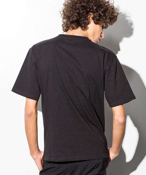 AKM Contemporary(エイケイエムコンテンポラリー)の「AKM Contemporary(エイケイエムコンテンポラリー)3DドットプリントビッグTシャツ(Tシャツ/カットソー・メンズ・ホワイト/ブラック×ホワイト/ブラック×イエロー・X-LARGE/MEDIUM/SMALL/LARGE)」の6枚目の写真