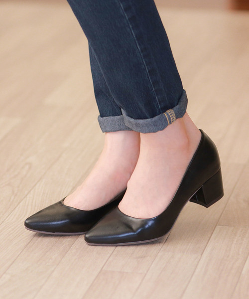 menue(メヌエ)の「4.5cm チャンキーヒール ポインテッドトゥ パンプス(パンプス・レディース・ピンク系その他/グレー/ライトベージュ/グレー系その他/ブラウン/ブラック/レッド系その他2/ネイビー/ブルー/ライトグレー/ホワイト/チェック/ブラック系その他2/ピンクベージュ/ブラウン系その他/シルバー/ブラック系その他/レッド系その他/グレイッシュベージュ/カラフル/ブラック系その他3/グレー系その他2/その他/レオパード/ブラック系その他4/その他1・23.0cm/25.0cm/24.0cm/24.5cm/23.5cm/22.5cm/26.0cm/22.0cm/25.5cm/21.5cm/26.5cm)」の5枚目の写真