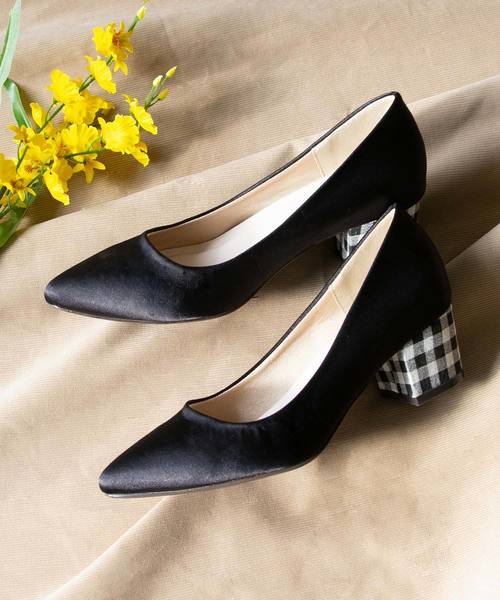 menue(メヌエ)の「4.5cm チャンキーヒール ポインテッドトゥ パンプス(パンプス・レディース・ピンク系その他/グレー/ライトベージュ/グレー系その他/ブラウン/ブラック/レッド系その他2/ネイビー/ブルー/ライトグレー/ホワイト/チェック/ブラック系その他2/ピンクベージュ/ブラウン系その他/シルバー/ブラック系その他/レッド系その他/グレイッシュベージュ/カラフル/ブラック系その他3/グレー系その他2/その他/レオパード/ブラック系その他4/その他1・23.0cm/25.0cm/24.0cm/24.5cm/23.5cm/22.5cm/26.0cm/22.0cm/25.5cm/21.5cm/26.5cm)」の7枚目の写真