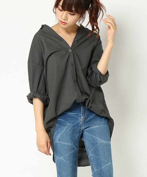 VENCEEXCHANGE（ヴァンスエクスチェンジ）の「バックプリントビッグシルエットシャツ（シャツ/ブラウス・レディース・ブラック/オフホワイト/ダークオリーブ・M）」の15枚目の写真