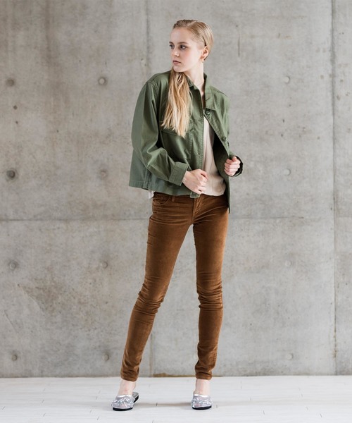 Levi's（リーバイス）の「サファリジャケット BLUISH OLIVE（ミリタリージャケット・レディース・グリーン・S/M/XS）」の7枚目の写真