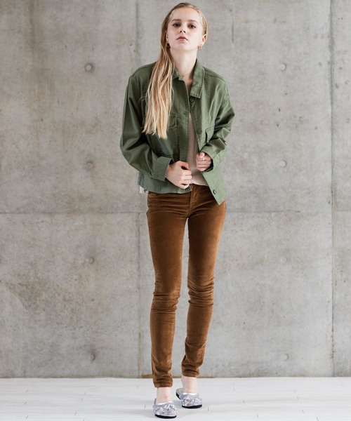 Levi's（リーバイス）の「サファリジャケット BLUISH OLIVE（ミリタリージャケット・レディース・グリーン・S/M/XS）」の8枚目の写真