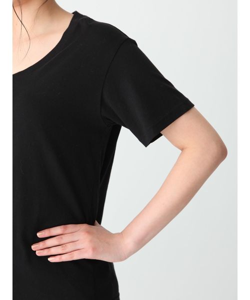Ungrid(アングリッド)の「BASIC VネックTee(Tシャツ/カットソー・レディース・ライトグレー/ブラック/オフホワイト・FREE)」の6枚目の写真