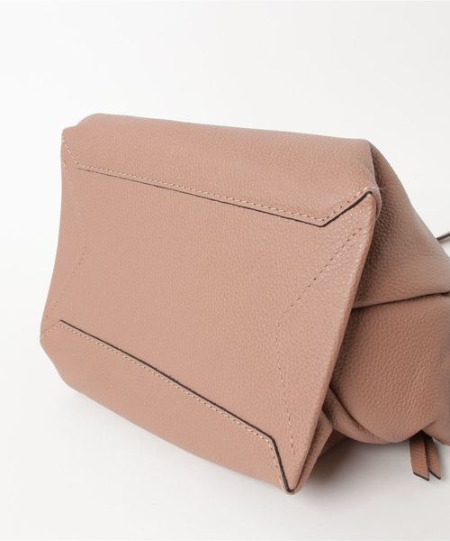 GIANNI CHIARINI（ジャンニ キアリーニ）の「GIANNI CHIARINI: ORIGAMI（トートバッグ・レディース・ベージュ・F）」の2枚目の写真