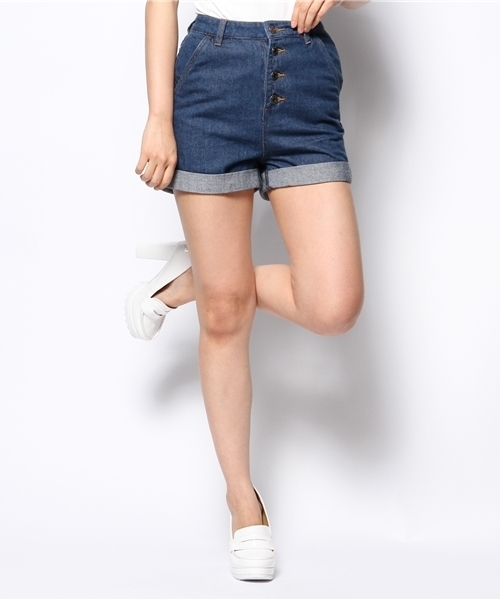 WEGO（ウィゴー）の「WEGO/前ボタンデニムショーツ（デニムパンツ・レディース・ホワイト/インディゴブルー/サックスブルー/ライトインディゴブルー・LARGE/MEDIUM）」の14枚目の写真