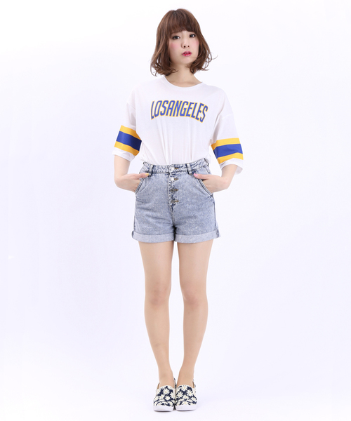 WEGO（ウィゴー）の「WEGO/前ボタンデニムショーツ（デニムパンツ・レディース・ホワイト/インディゴブルー/サックスブルー/ライトインディゴブルー・LARGE/MEDIUM）」の16枚目の写真