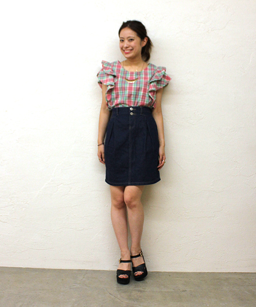 mystic（ミスティック）の「デニムタイトスカート（スカート・レディース・ホワイト/ネイビー/ブルー・2/1）」の13枚目の写真