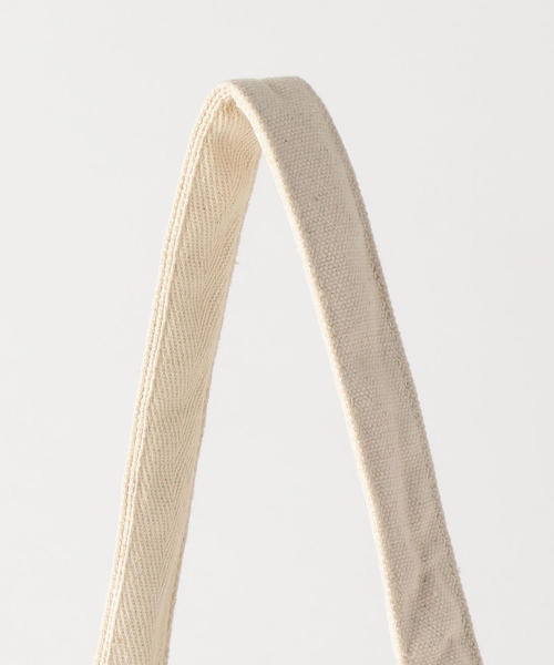 THE NORTH FACE（ザノースフェイス）の「THE NORTH FACE(ザノースフェイス )MusetteBag(一部WEB限定カラー)（ショルダーバッグ・メンズ・ホワイト/ブラック/ネイビー/レッド/オリーブ/ダークグレー・FREE）」の7枚目の写真