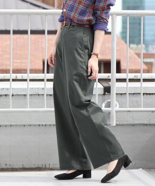 coen（コーエン）の「ベーシックチノストレッチワイドパンツ（その他パンツ・レディース・ベージュ/ネイビー/ダークグリーン・LARGE/MEDIUM/SMALL）」の3枚目の写真