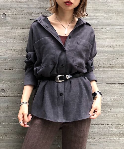 PAGEBOY（ページボーイ）の「ライスコールBIGシャツ（シャツ/ブラウス・レディース・チャコールグレー/キャメル/ダークブラウン/アイボリー/グレイッシュベージュ・FREE）」の3枚目の写真