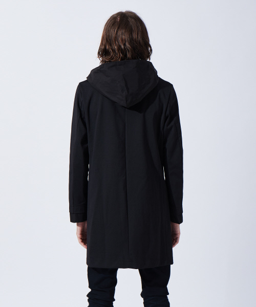 5351 POUR LES HOMMES（ゴーサンゴーイチプールオム）の「コンビネーションガウンコート（ステンカラーコート・メンズ・ブラック・44/46/48）」の2枚目の写真