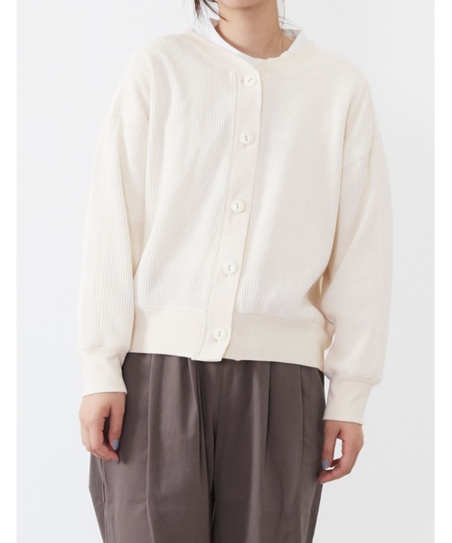 POU DOU DOU（プードゥドゥ）の「ワッフルショートカーディガン（カーディガン/ボレロ・レディース・ブラック/グレー/アイボリー・3）」の21枚目の写真