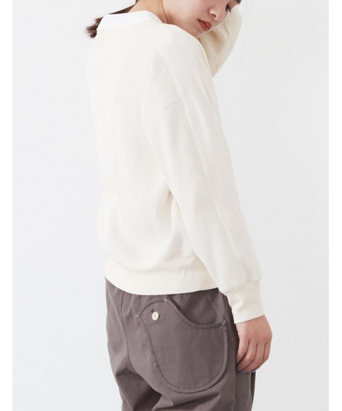 POU DOU DOU（プードゥドゥ）の「ワッフルショートカーディガン（カーディガン/ボレロ・レディース・ブラック/グレー/アイボリー・3）」の22枚目の写真