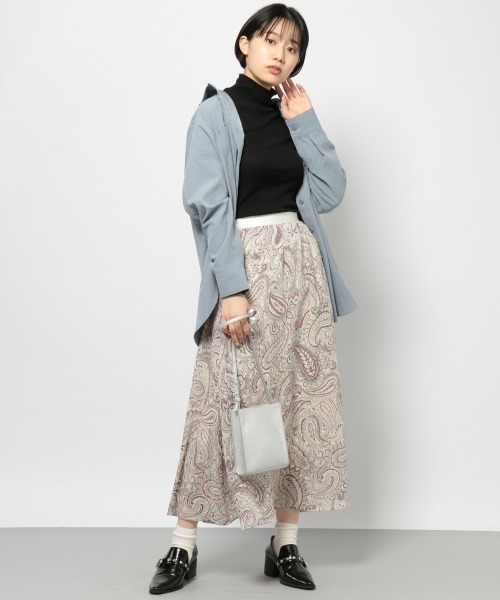 PAGEBOY(ページボーイ)の「シアーカットタートルプルオーバー(Tシャツ/カットソー・レディース・オフホワイト/ライトブルー/ブラック・FREE)」の8枚目の写真