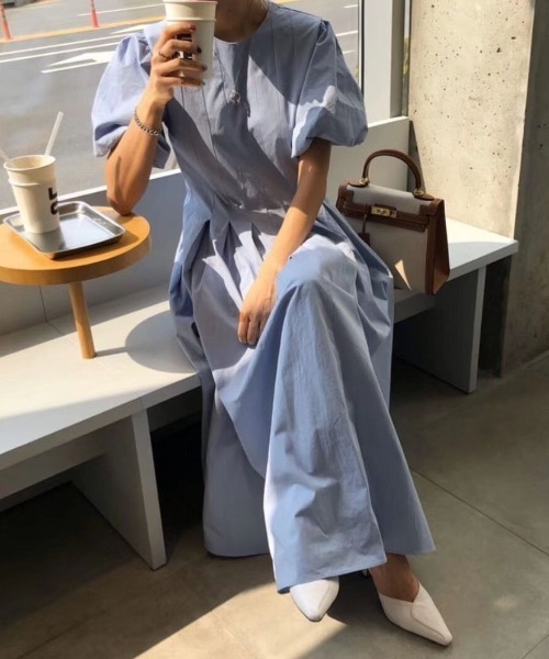 emi+（エミプラス）の「ボリューム袖 ロングワンピース（シャツワンピース・レディース・ホワイト/ブラック/ブルー/グリーン/ライトパープル/キャメル/ネイビー/グレー・FREE）」の13枚目の写真