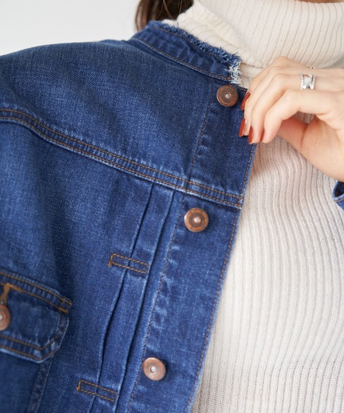 earth music&ecology(アースミュージックアンドエコロジー)の「COTTON USAデニム(ノーカラーBIG Gジャン)*(デニムジャケット・レディース・ダークインディゴブルー/ブルー系その他・FREE)」の9枚目の写真