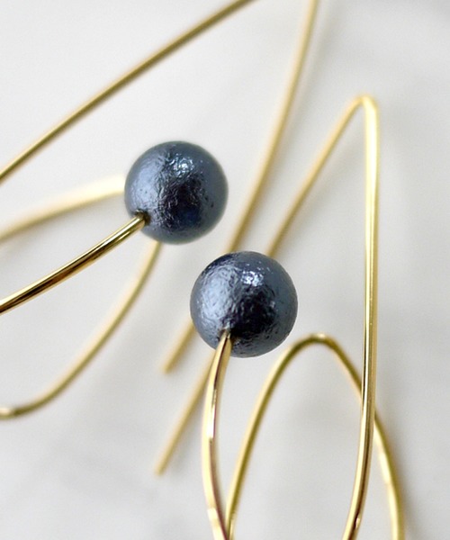 SALON（サロン）の「オリジナルエアーパール立体ピアス（ピアス（両耳用）・レディース・ゴールド・FREE）」の7枚目の写真