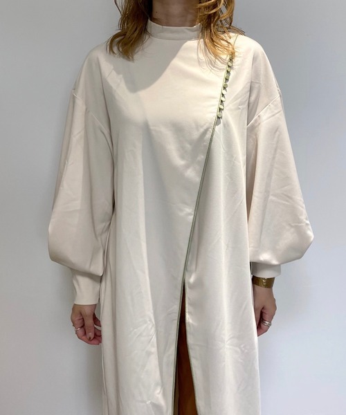 CFT.（シフト）の「CFT.　layer piping long SH（ワンピース・レディース・アイボリー/ブルー/グレイッシュベージュ・FREE）」の8枚目の写真