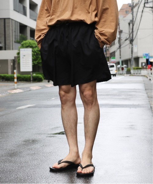 特別訳あり特価】 未使用 ニューバランス ブラック×チドリL 美脚
